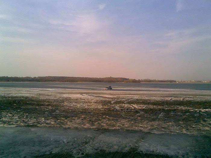 land_cruiser_01.jpg